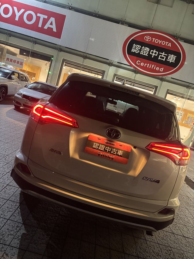 RAV4 2.0  第6張相片