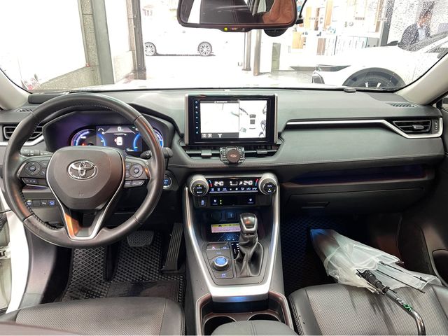 RAV4 2.5HV 4WD  第9張相片