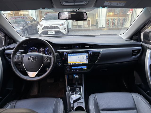 ALTIS 1.8  第10張相片