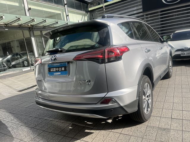 RAV4 2.5 HV  第8張相片