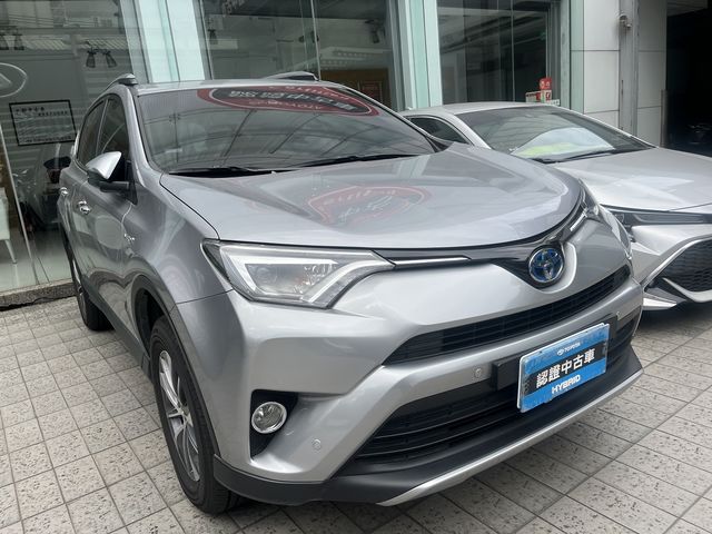 RAV4 2.5 HV  第10張相片