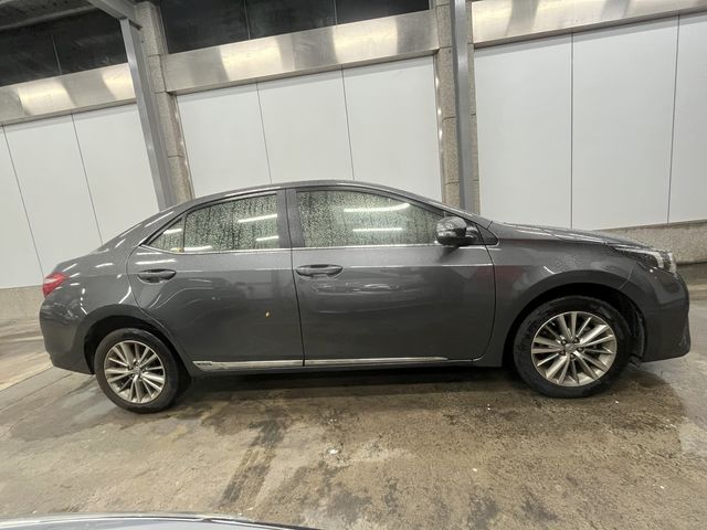 ALTIS 1.8  第4張相片