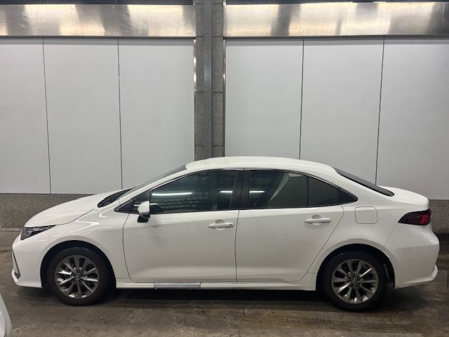 ALTIS 1.8  第4張相片