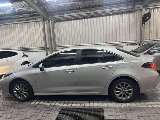 ALTIS 1.8  第2張相片
