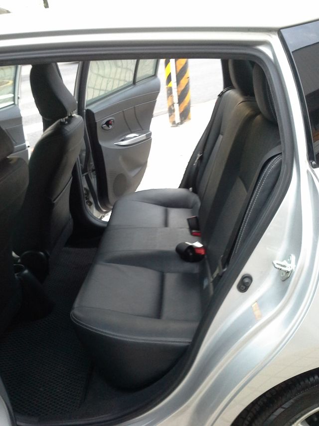 YARIS 1.5  第7張相片