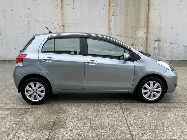 YARIS 1.5  第4張相片