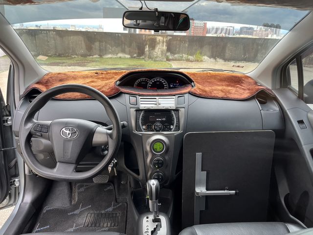YARIS 1.5  第7張相片