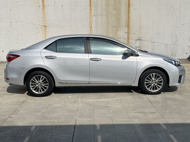 ALTIS 1.8  第4張相片
