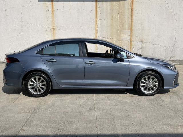 ALTIS 1.8  第4張相片
