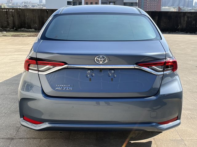 ALTIS 1.8  第6張相片
