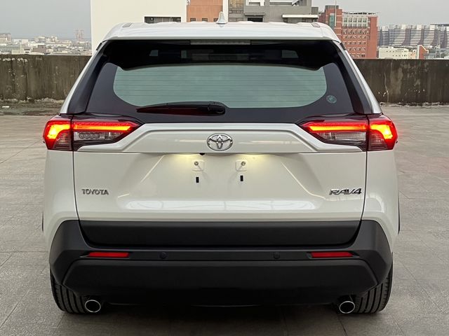 RAV4 2.0  第6張相片