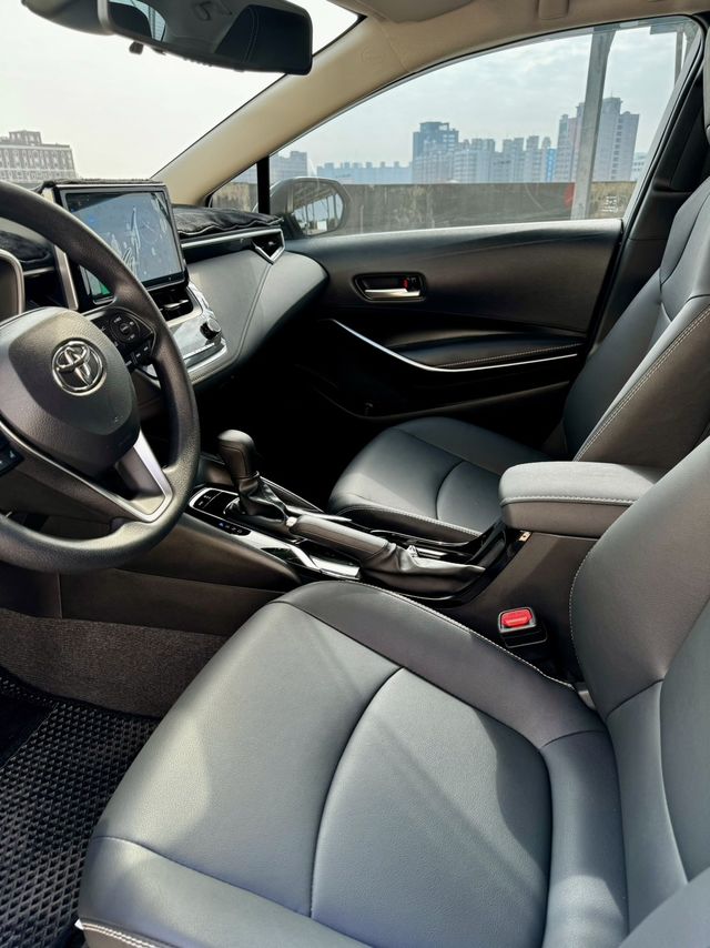 ALTIS 1.8  第8張相片