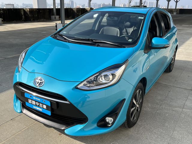 PRIUS C 1.5  第1張相片