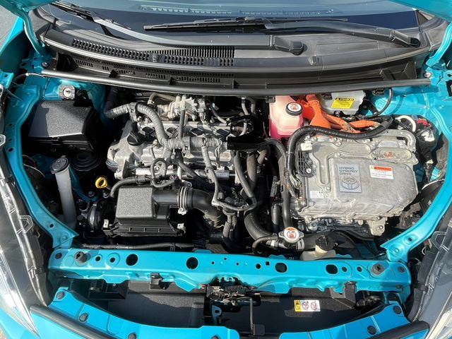 PRIUS C 1.5  第10張相片