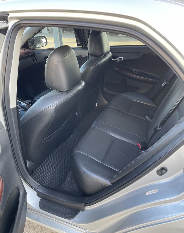 ALTIS 1.8  第10張相片