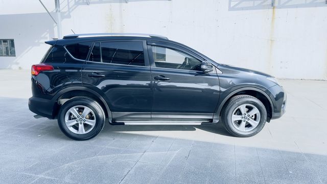 RAV4 2.5  第4張相片