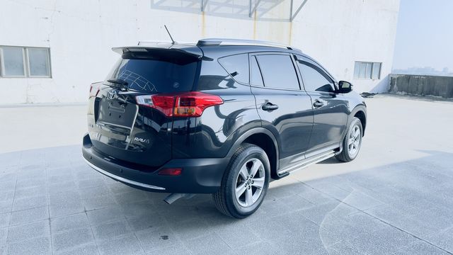 RAV4 2.5  第5張相片