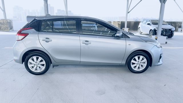 YARIS 1.5  第4張相片