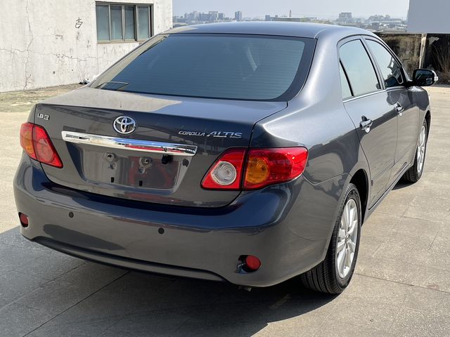 ALTIS 1.8  第5張相片