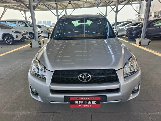 RAV4 2.4 2WD  第2張相片