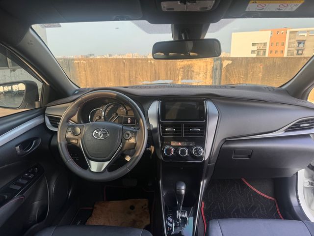 YARIS 1.5  第9張相片