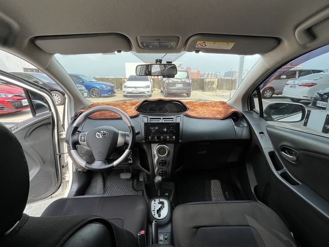 YARIS 1.5  第7張相片