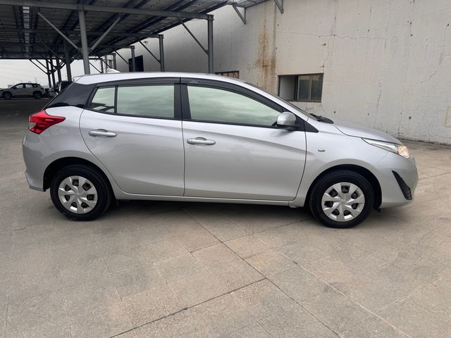 YARIS 1.5  第4張相片