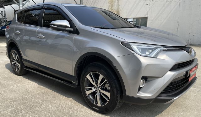 RAV4 2.0  第3張相片