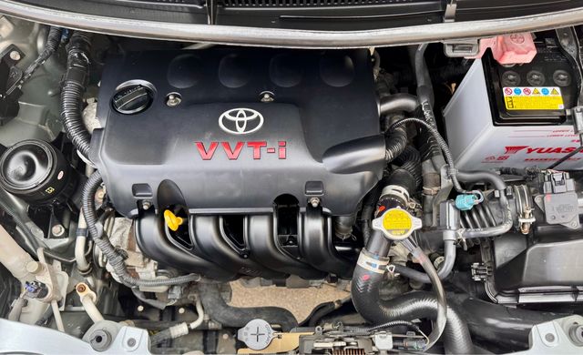 YARIS 1.5  第10張相片