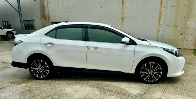 ALTIS 1.8  第4張相片