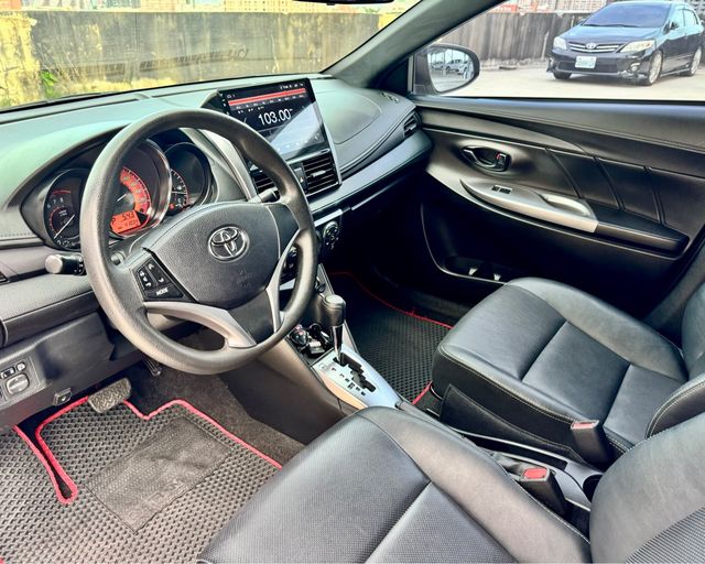 YARIS 1.5  第7張相片