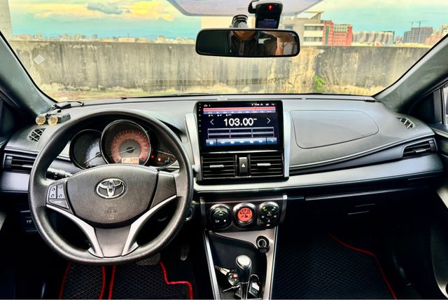 YARIS 1.5  第9張相片