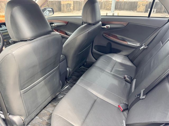 ALTIS 1.8  第8張相片