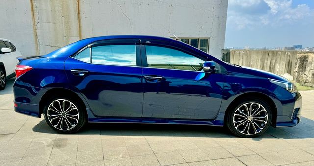 ALTIS 1.8  第4張相片