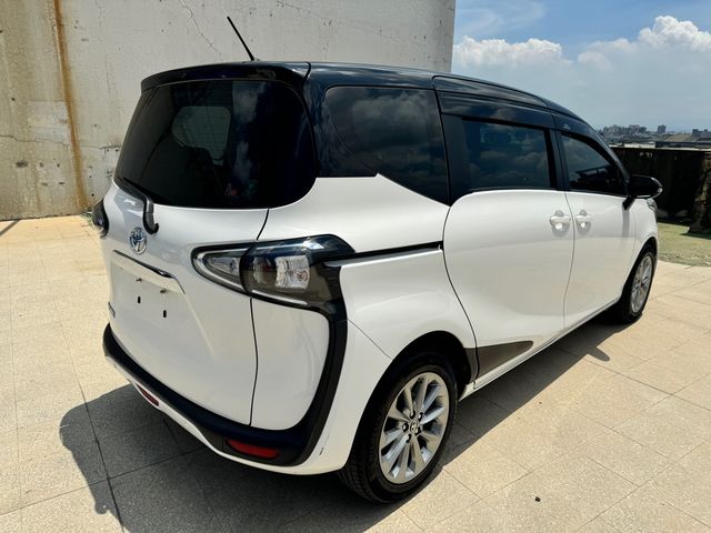 SIENTA 1.8  第5張相片