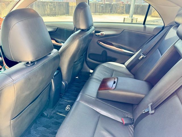 ALTIS 1.8  第8張相片