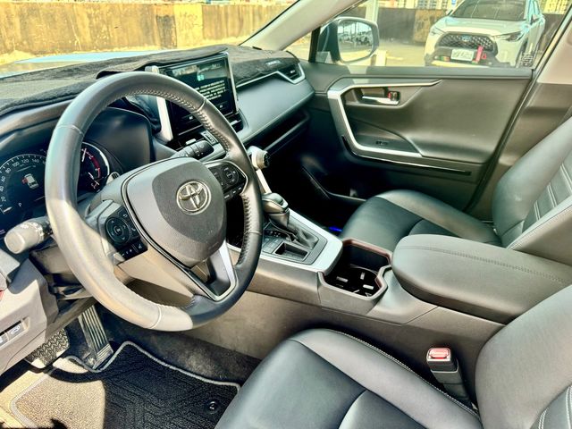 RAV4 2.0  第7張相片