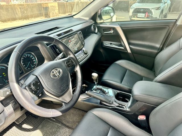 RAV4 2.5 HV  第7張相片