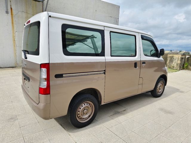 TOWN ACE VAN 5人  第3張相片