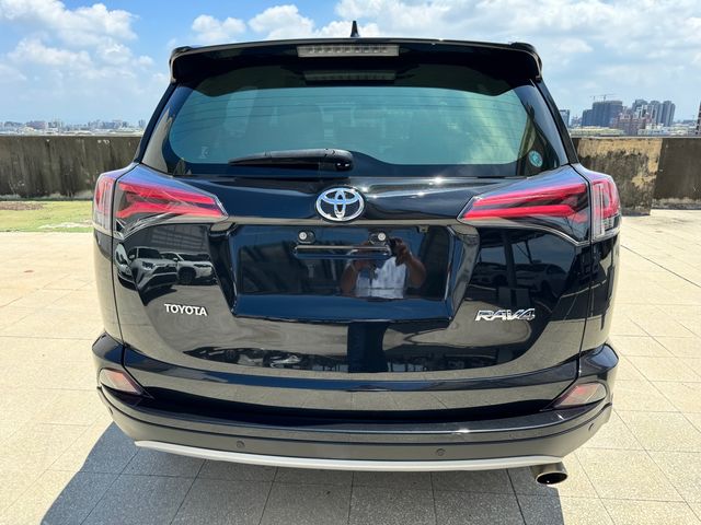 RAV4 2.0  第6張相片