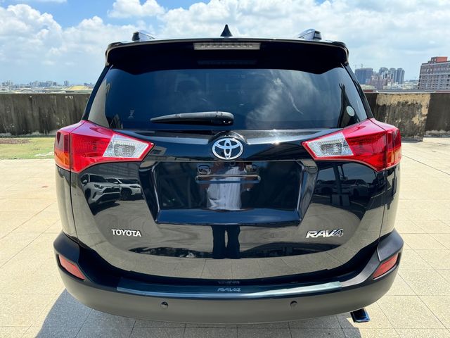 RAV4 2.5  第6張相片