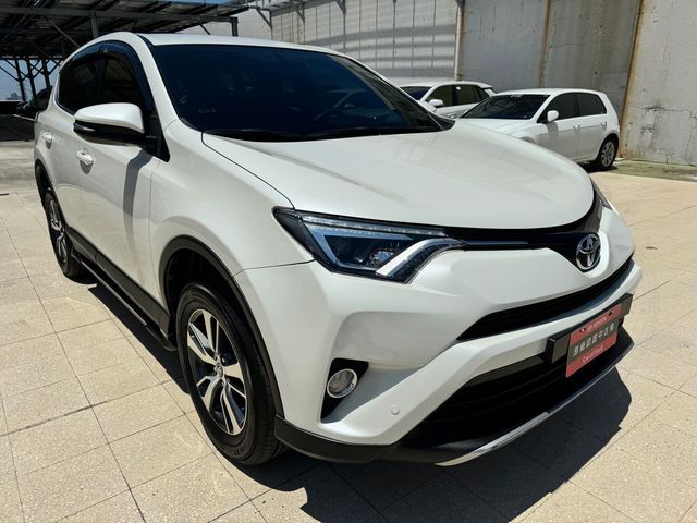 RAV4 2.0  第3張相片