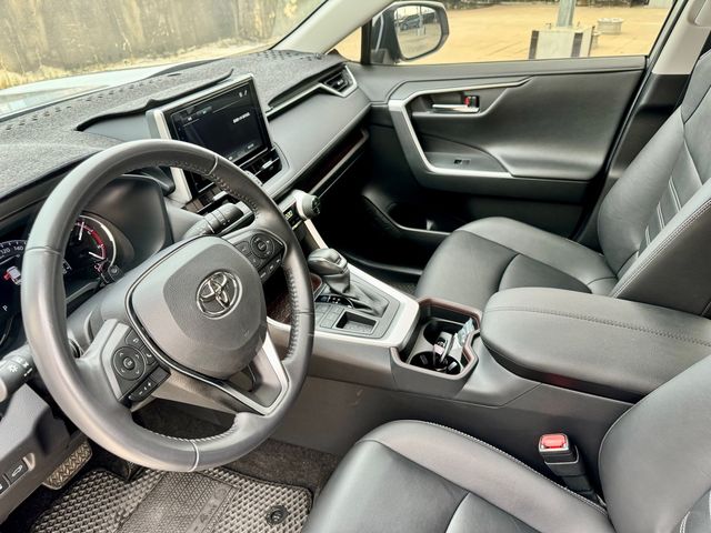 RAV4 2.0  第7張相片