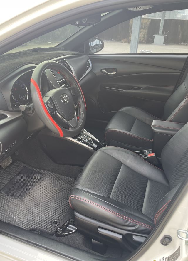 YARIS 1.5  第7張相片