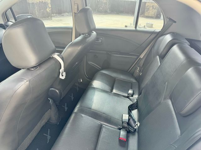 YARIS 1.5  第8張相片