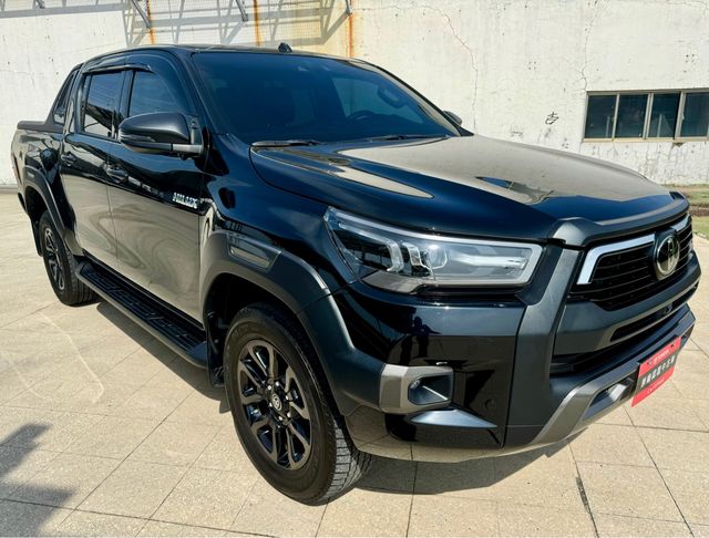 HILUX 2.8  第3張相片