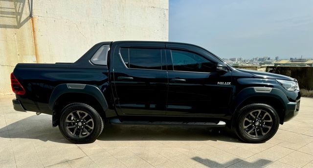 HILUX 2.8  第4張相片