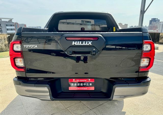 HILUX 2.8  第6張相片