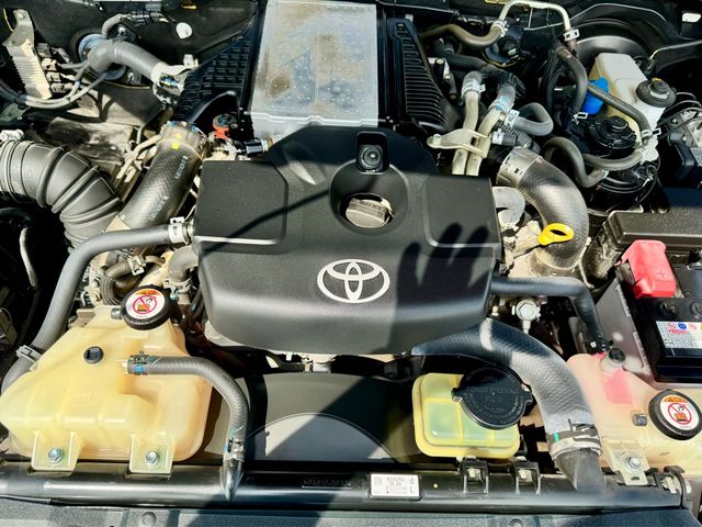 HILUX 2.8  第10張相片