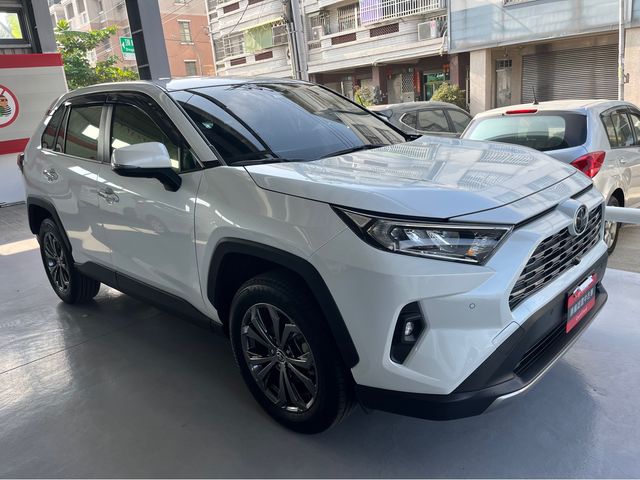 RAV4 2.0  第3張相片